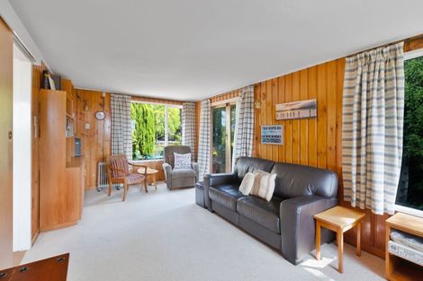 Photo of property in 7 Acton Place, Saint Johns Hill, Whanganui, 4500