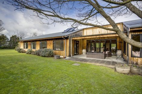 Photo of property in 260 Havelock Road, Akina, Hastings, 4122