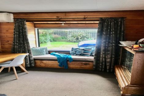 Photo of property in 57 Pine Avenue, Henderson, Auckland, 0612