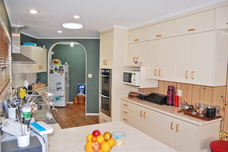 Photo of property in 2 Hastie Lane, Kaiwaka, 0573