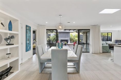 Photo of property in 17 Wautaiti Drive, Riverhead, 0820