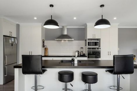 Photo of property in 27 Leet Crescent, Papamoa Beach, Papamoa, 3118