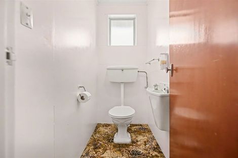 Photo of property in 114 Romilly Street, Westport, 7825