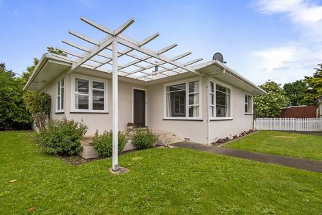 Photo of property in 24 Kent Crescent, Awapuni, Palmerston North, 4412