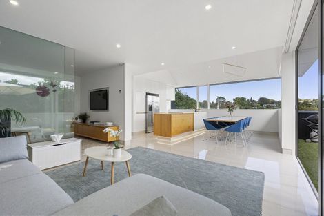 Photo of property in 9 Shirley Road, Grey Lynn, Auckland, 1021