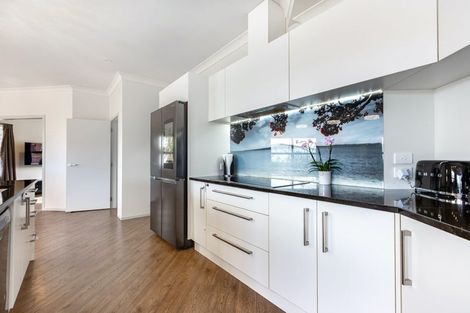 Photo of property in 34 John Burke Drive, Aotea, Porirua, 5024