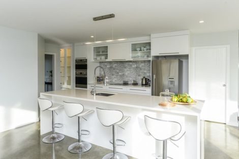 Photo of property in 33 Aparima Place, Awatoto, Napier, 4110