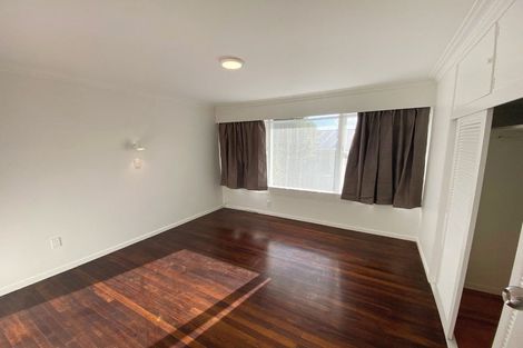 Photo of property in 30 Lawrence Crescent, Hillpark, Auckland, 2102