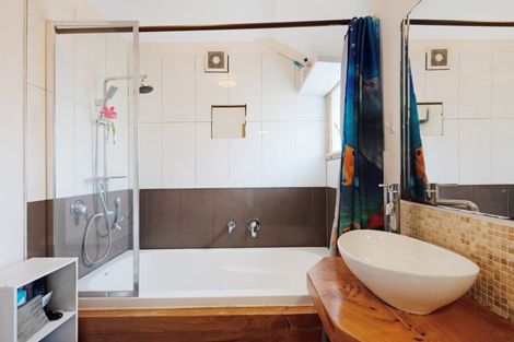 Photo of property in 17b Millward Street, Newtown, Wellington, 6021