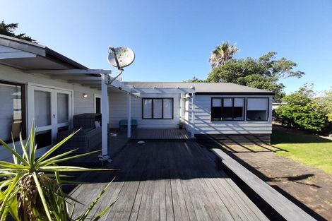 Photo of property in 16 Finlayson Avenue, Clendon Park, Auckland, 2103