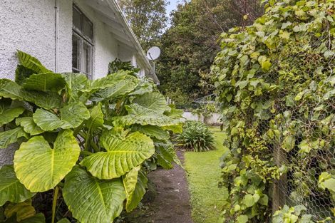 Photo of property in 2329 South Road, Okato, 4335