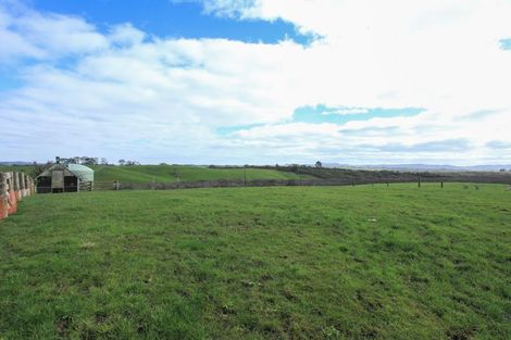 Photo of property in 437 Island Block Road, Island Block, Te Kauwhata, 3782