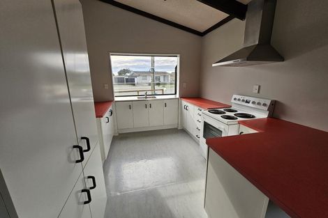 Photo of property in 4 Odette Street, Bader, Hamilton, 3206