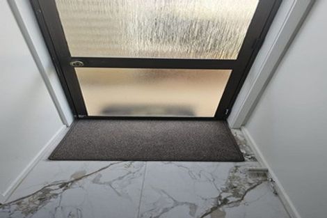 Photo of property in 1/6 Annette Avenue, Te Atatu South, Auckland, 0610