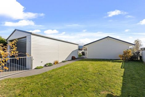 Photo of property in 10 Ngahana Place, Turangi, 3334