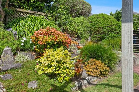 Photo of property in 2/1a Basilton Close, Bucklands Beach, Auckland, 2012