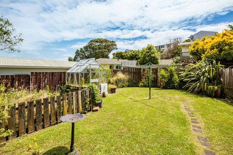Photo of property in 19 Sombrero View, Ascot Park, Porirua, 5024