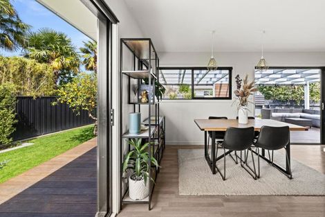 Photo of property in 38 King Street, Taradale, Napier, 4112