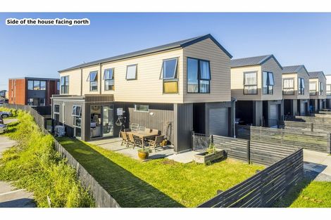Photo of property in 1 Te Aparangi Road, Papakura, 2110