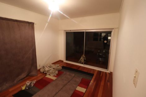 Photo of property in 23 Totara Grove, Hillcrest, Auckland, 0627