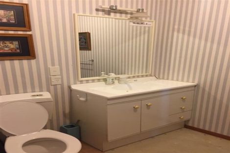 Photo of property in 155 Rockell Road, Whananaki, Hikurangi, 0181