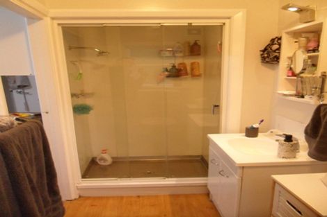 Photo of property in 1/144 Nicholson Road, Khandallah, Wellington, 6035