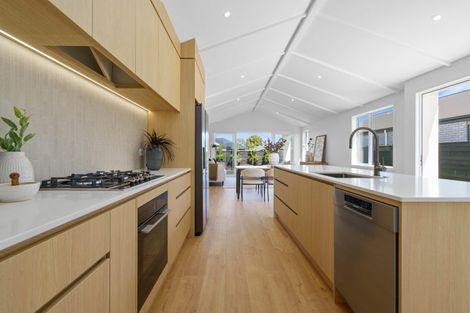 Photo of property in 11 Rose Leigh Drive, Cambridge, 3434