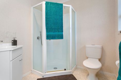 Photo of property in 20 Clare Street, Cambridge, 3434