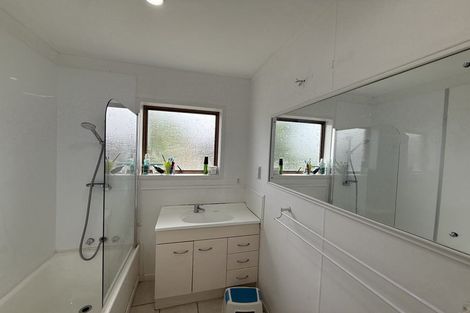 Photo of property in 24 Widmore Drive, Massey, Auckland, 0614