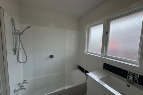 Photo of property in 73 Appleby Crescent, Burnside, Christchurch, 8053