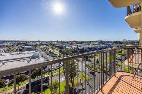 Photo of property in The Rennaissance, 7c/18 Ronwood Avenue, Manukau, Auckland, 2104