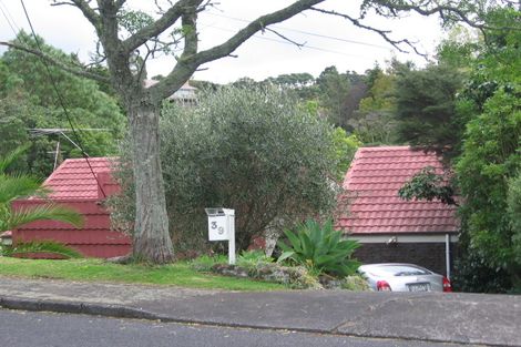 Photo of property in 39 West Lynn Road, Titirangi, Auckland, 0604