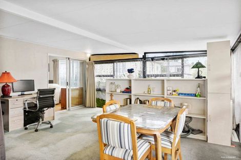 Photo of property in 1/56 Roberts Road, Glenfield, Auckland, 0629