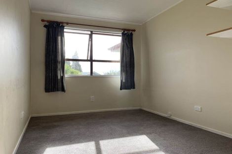 Photo of property in 4 Felicity Place, Unsworth Heights, Auckland, 0632