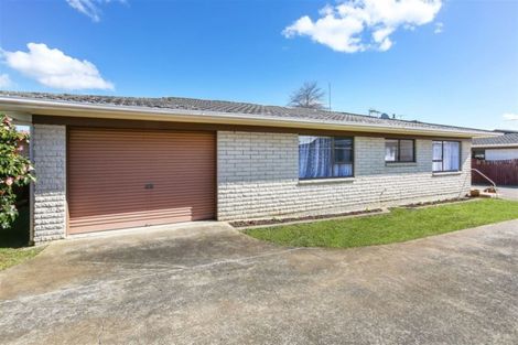 Photo of property in 2/24 West Street, Pukekohe, 2120