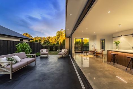 Photo of property in 31 Irvines Track, Halswell, Christchurch, 8025