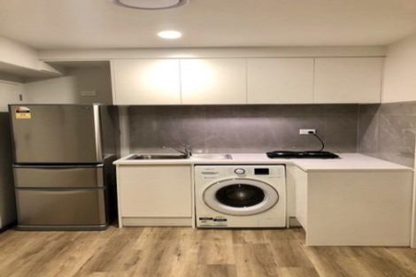 Photo of property in 138 Admirals Court Drive, Greenhithe, Auckland, 0632