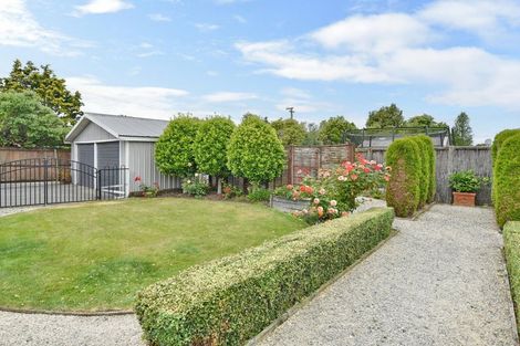 Photo of property in 4 Mcfaddens Road, St Albans, Christchurch, 8052