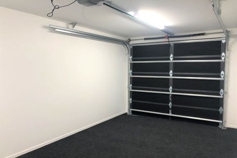 Photo of property in 2/4 Heath Street, Saint Andrews, Hamilton, 3200