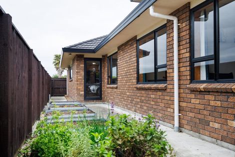 Photo of property in 7 Alpine Grove, Kelvin Grove, Palmerston North, 4414