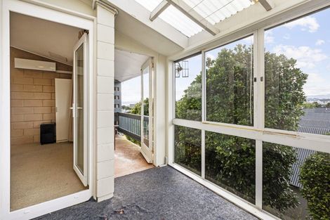 Photo of property in 6/219 Grant Road, Thorndon, Wellington, 6011