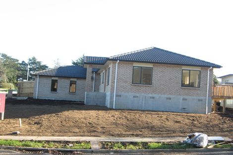 Photo of property in 1 Ramwall Place, Weymouth, Auckland, 2103