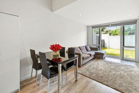 Photo of property in 14 Patiti Parade, Mangere Bridge, Auckland, 2022