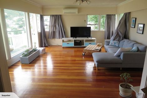 Photo of property in 28 Melbourne Road, Island Bay, Wellington, 6023