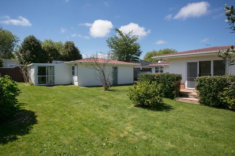 Photo of property in 20 Clare Street, Cambridge, 3434