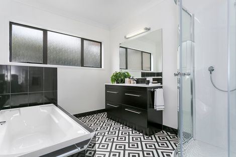 Photo of property in 28 River View Road, Morrinsville, 3300