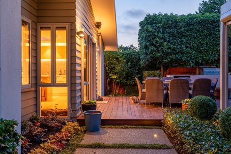 Photo of property in 315 Withells Road, Avonhead, Christchurch, 8042