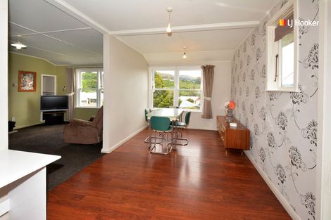 Photo of property in 157 Brockville Road, Brockville, Dunedin, 9011