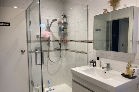 Photo of property in 8 Kindergarten Drive, Conifer Grove, Takanini, 2112