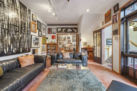 Photo of property in 2/47 Church Street, Devonport, Auckland, 0624